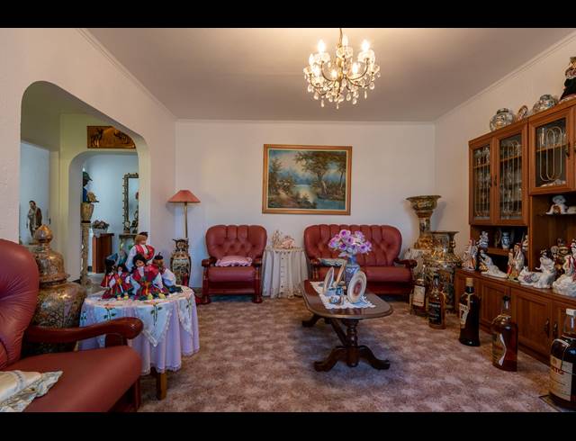 3 BEDROOM HOUSE FOR SALE IN LA ROCHELLE